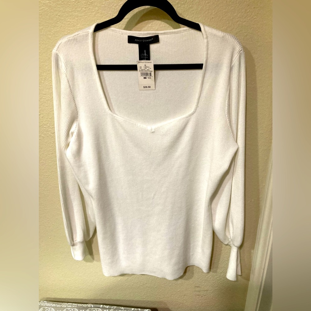 Ashley Stewart WHITE light weight sweater size 18/20 new with tags